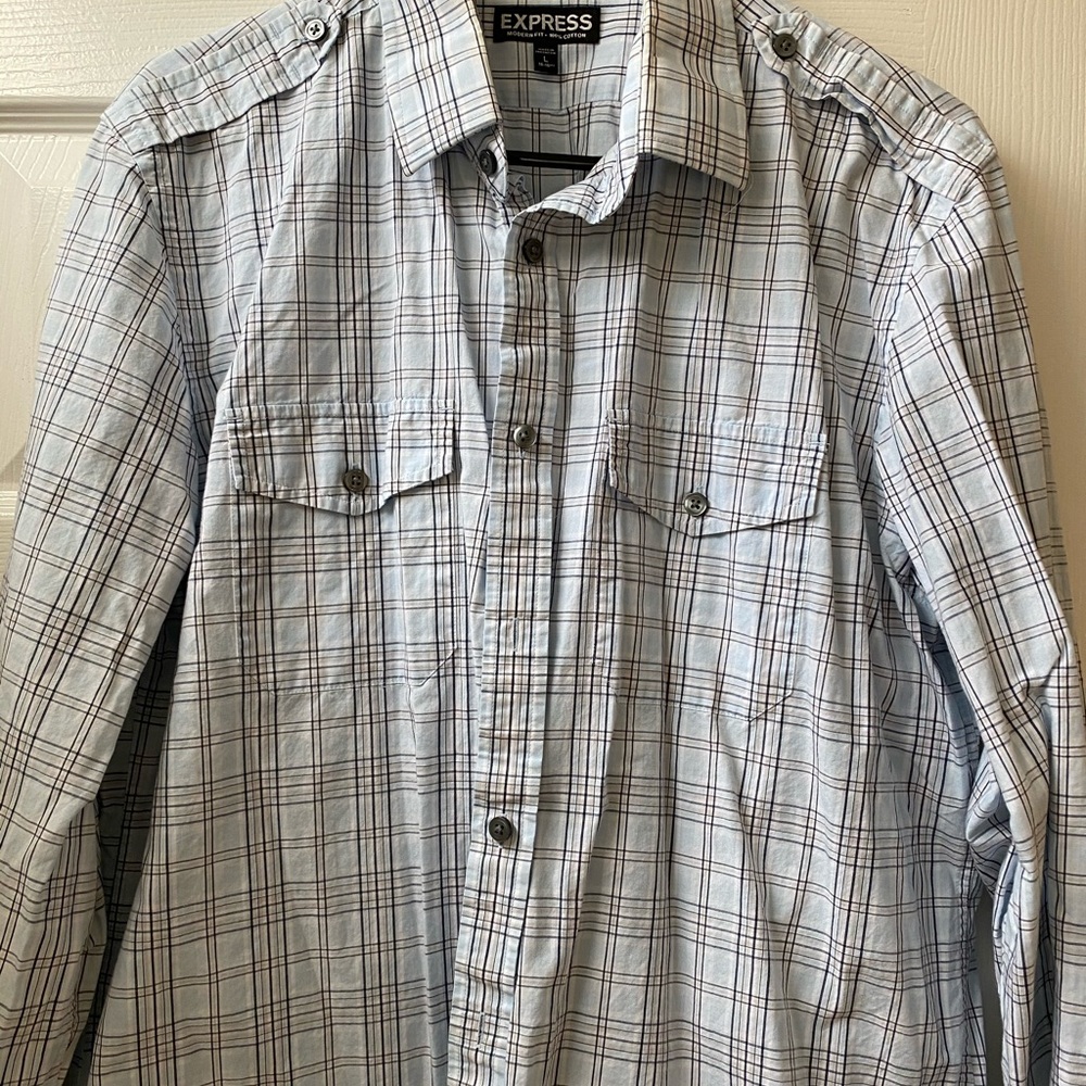 Men’s Express Dress Shirt Button down